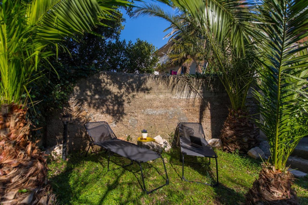 Apartment Peaceful Oasis Makarska Exteriör bild